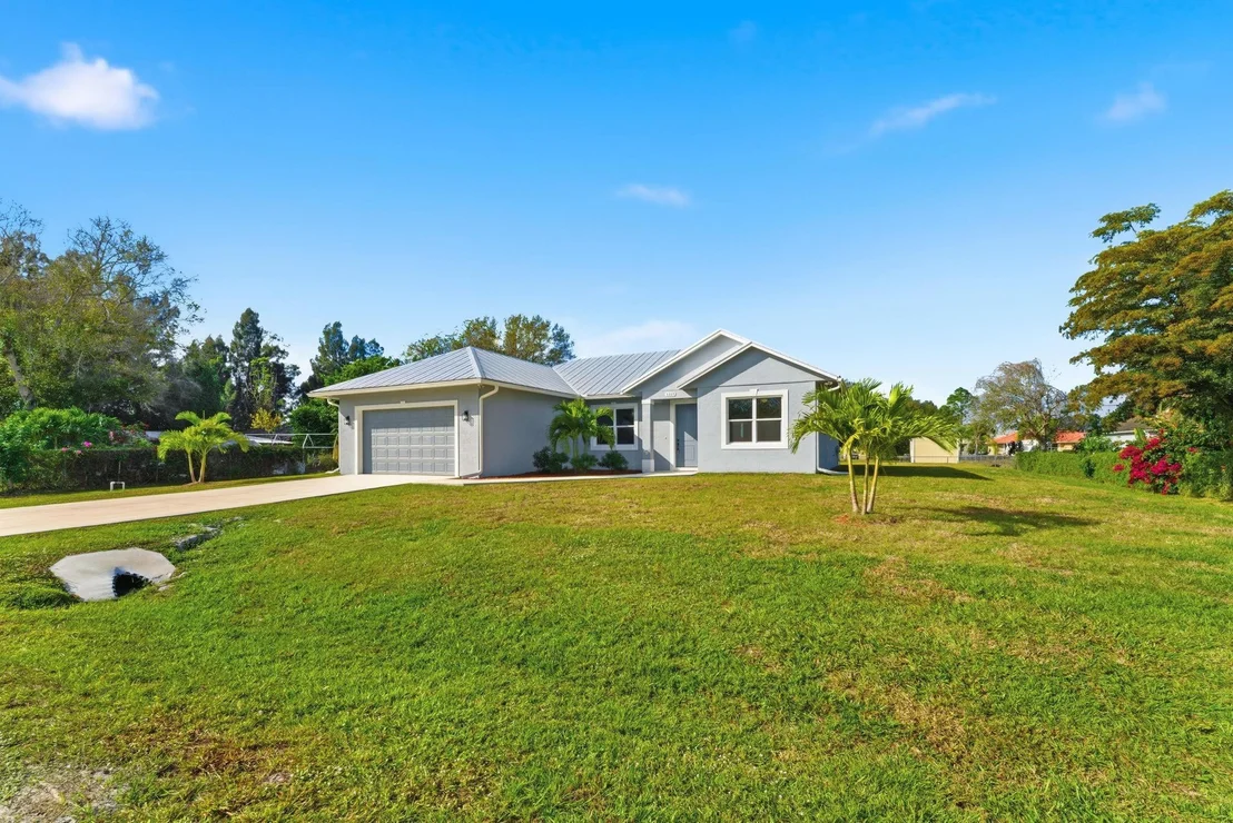 Photo of 3269 NW 24th Avenue