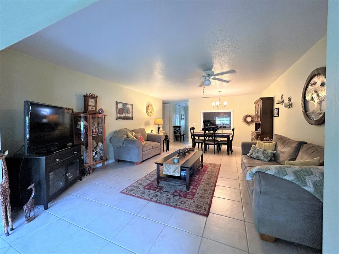 Photo of 294 Cape Cod Circle