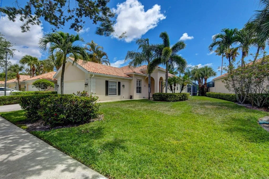 Photo of 2065 Valencia Drive