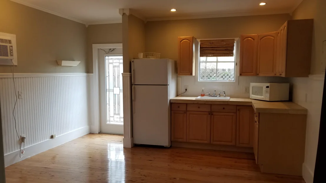 Photo of 726 SE 3rd Avenue