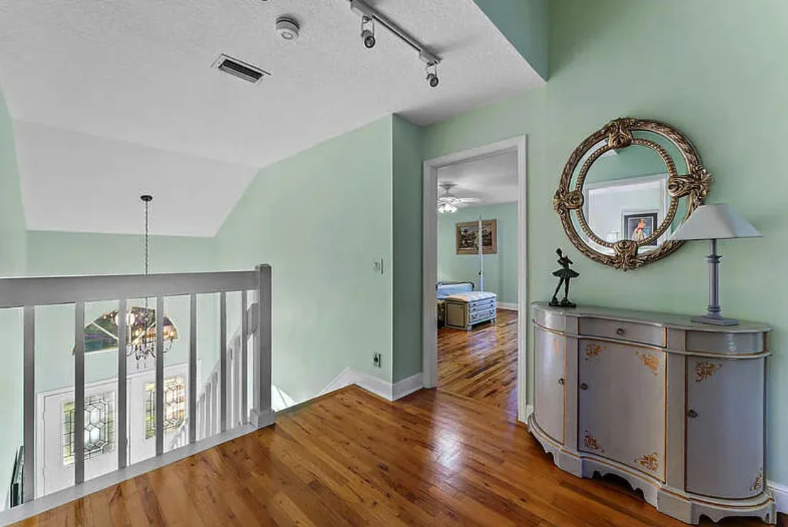 Photo of 16424 121st Terrace N