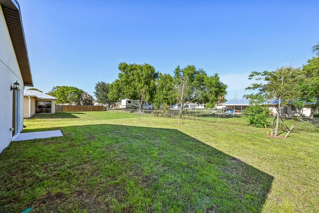 Photo of 5606 Seagrape Drive