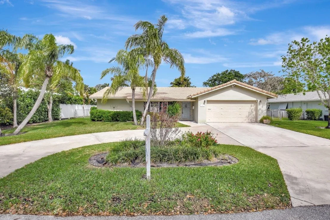 Photo of 625 Sunshine Drive