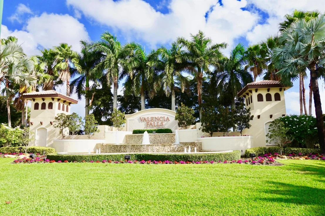 Photo of 7120 Francisco Bend Drive
