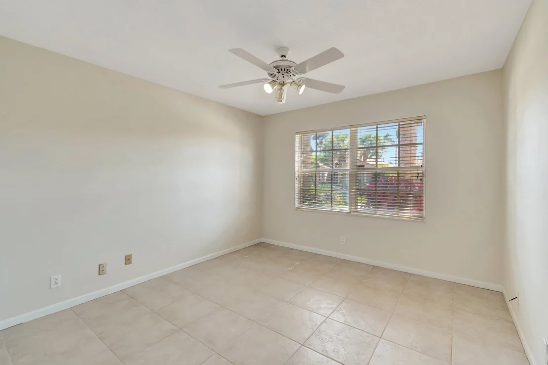 Photo of 6631 Sherbrook Drive