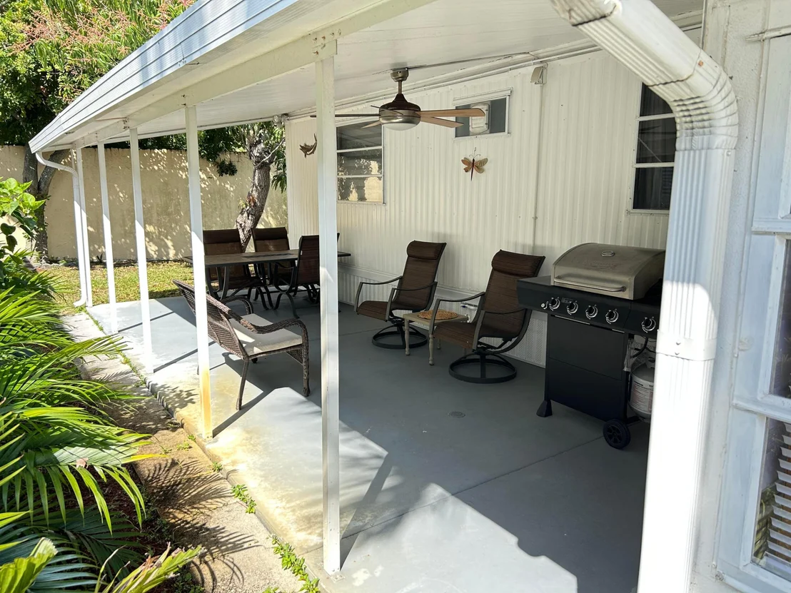 Photo of 615 Alamanda Lane