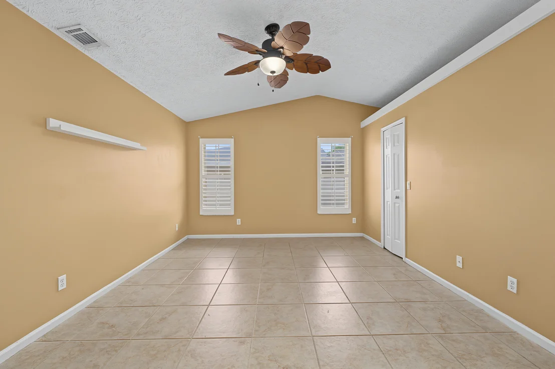 Photo of 6908 Bronte Circle
