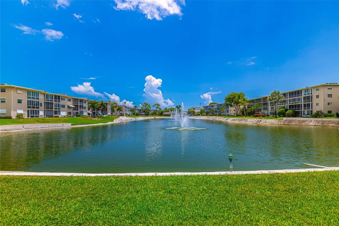 Photo of Unit 310 at 2721 Garden Drive