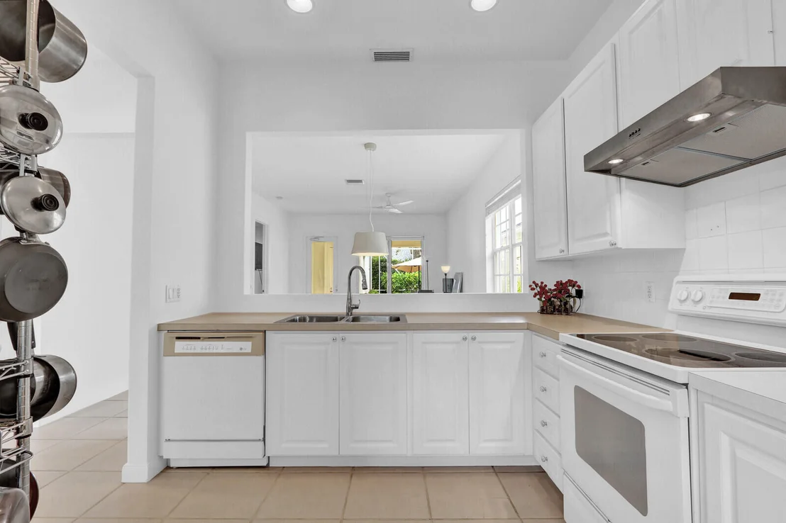 Photo of 216 Juniper Way