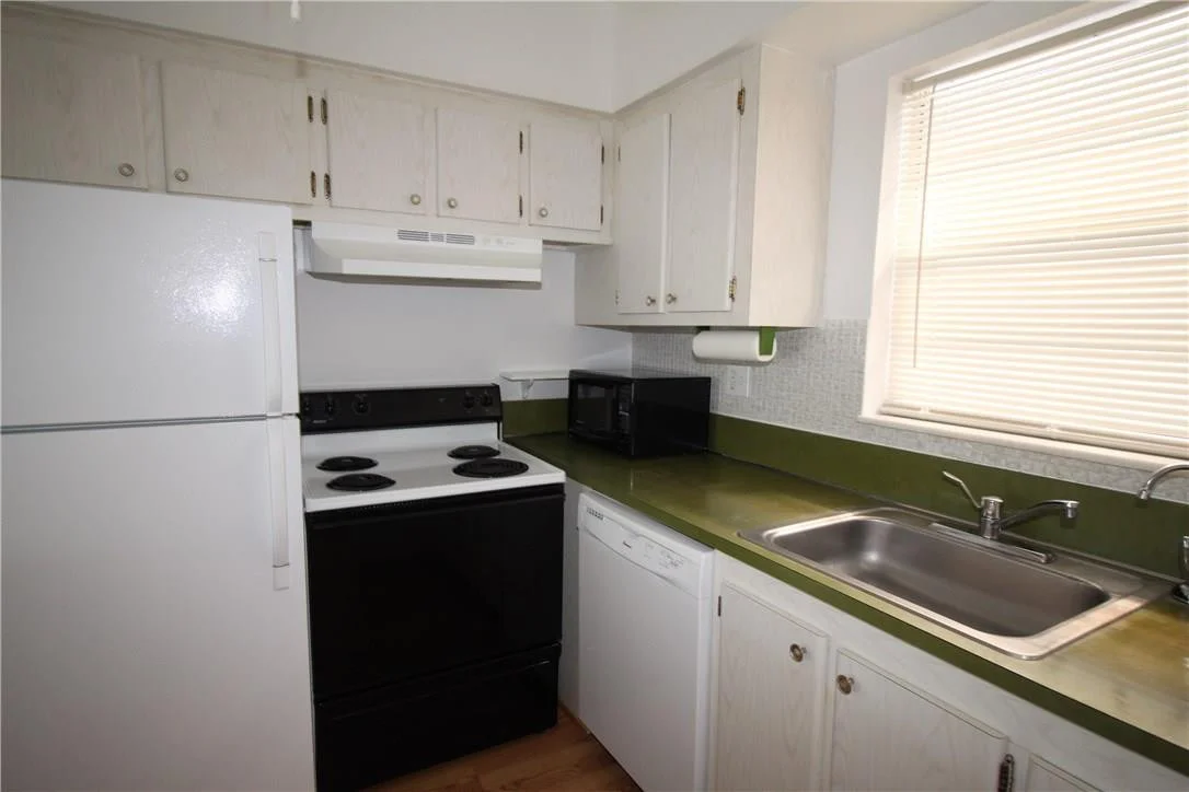 Photo of Unit A39 at 6501 Winfield Boulevard