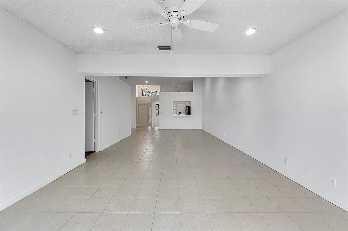 Photo of Unit 0 at 7915 Coral Pointe Drive