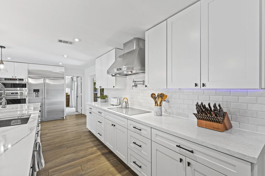 Photo of 3544 Lakeview Drive