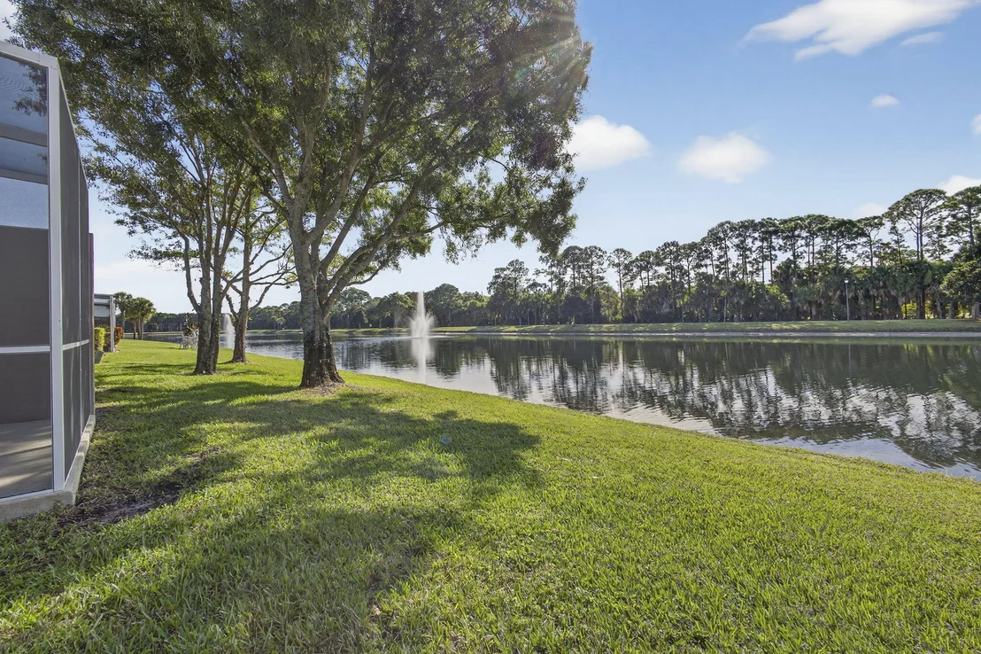 Photo of 8638 Lineyard Cay