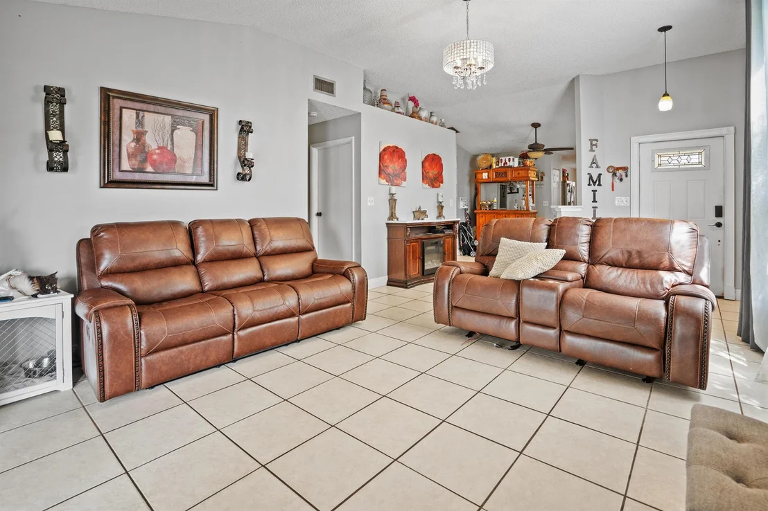 Photo of 34 Misty Meadow Drive