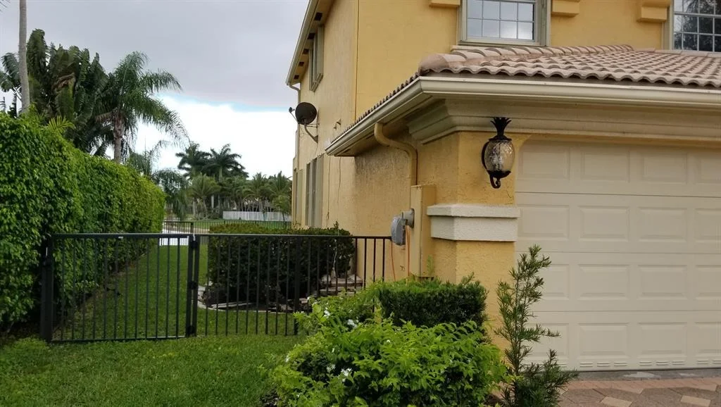 Photo of 6465 Marbletree Lane