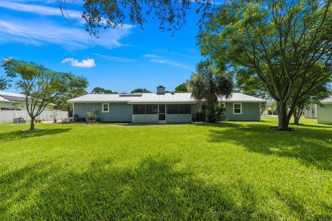 Photo of 5201 Seagrape Drive