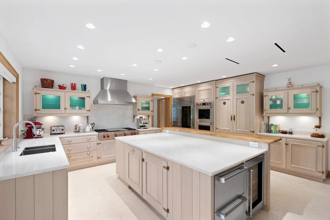Photo of 239 Emerald Lane