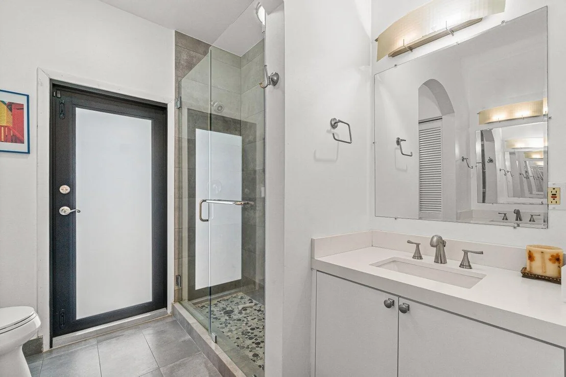 Photo of 959 Parkside Circle N