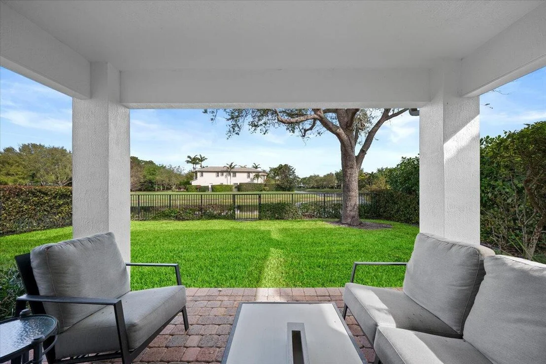 Photo of 653 Castle Drive