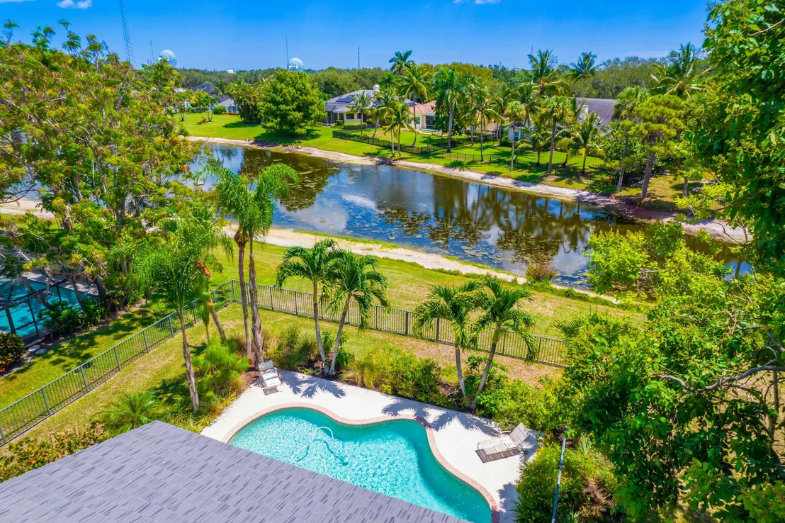 Photo of 18360 SE Lakeside Drive