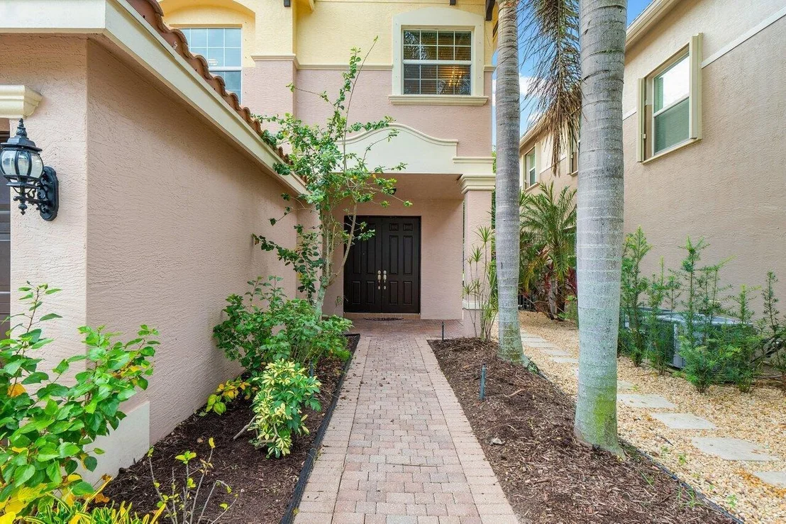 Photo of 8183 Emerald Winds Circle