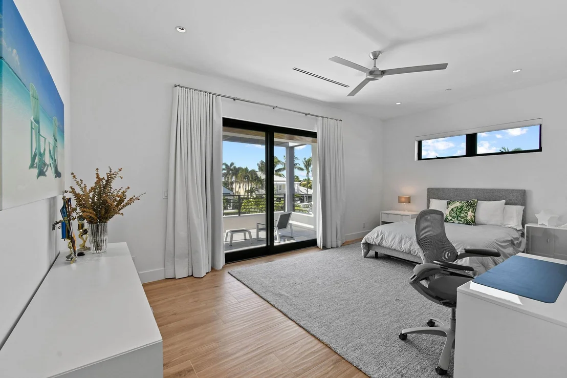 Photo of 1091 Gulfstream Way