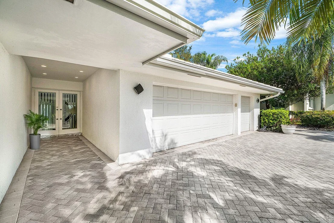 Photo of 4705 Tree Fern Drive