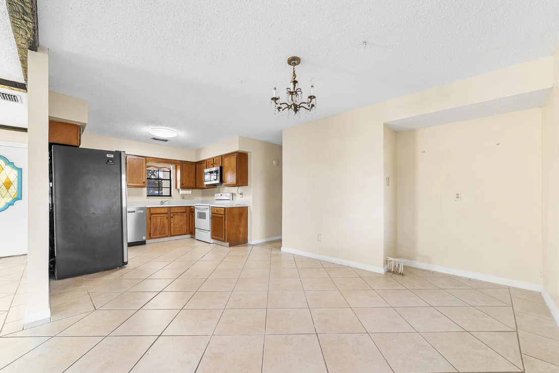 Photo of 3122 SE 34th Avenue
