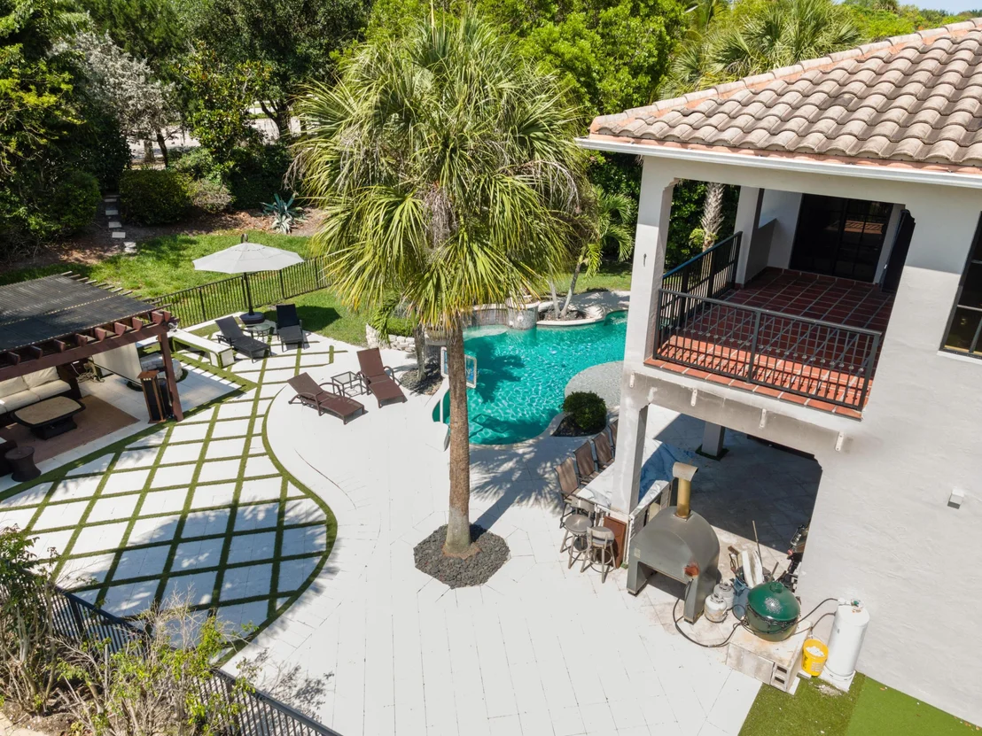 Photo of 9521 Eden Manor
