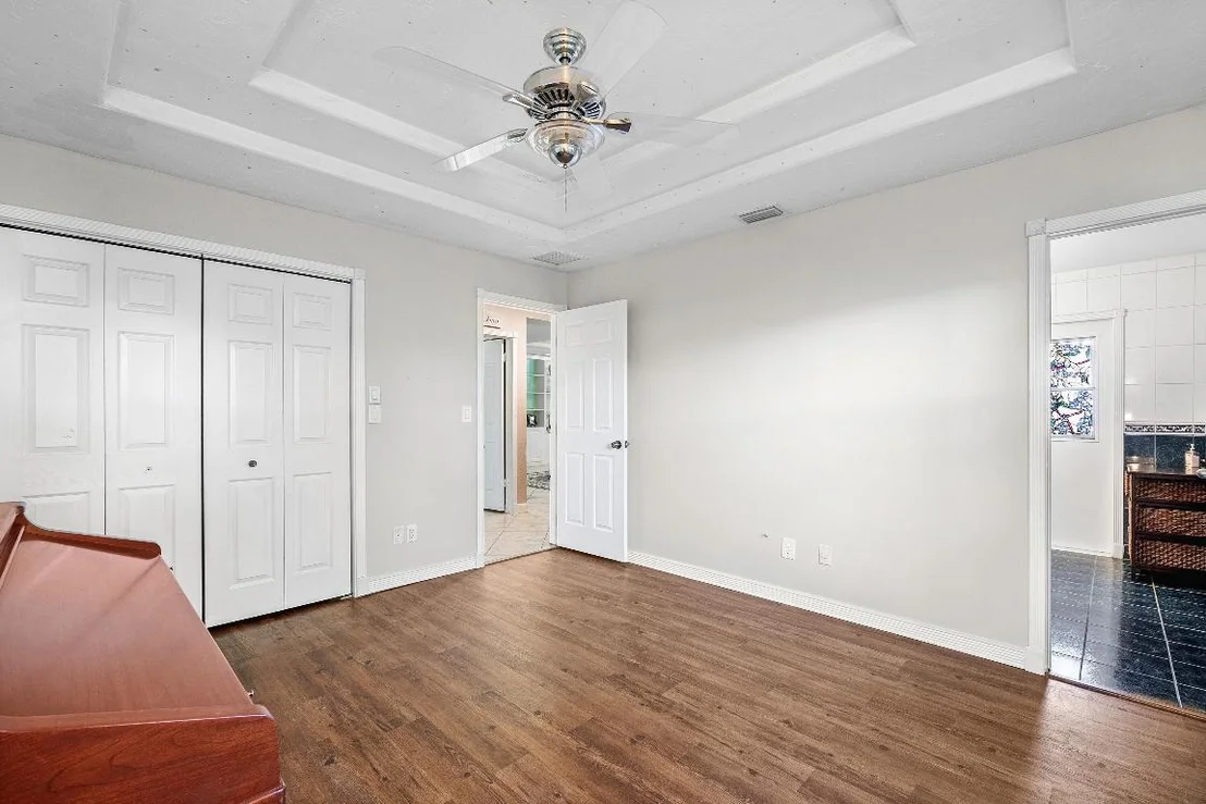 Photo of 1108 Petrel Road