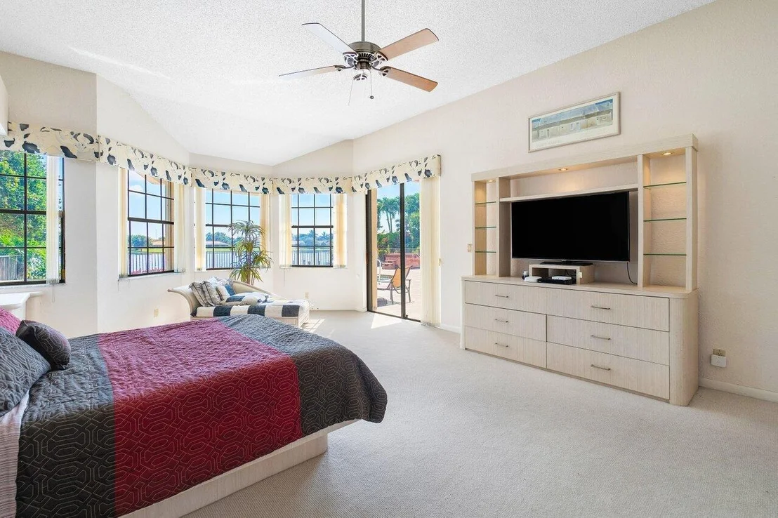 Photo of 17570 Bocaire Way
