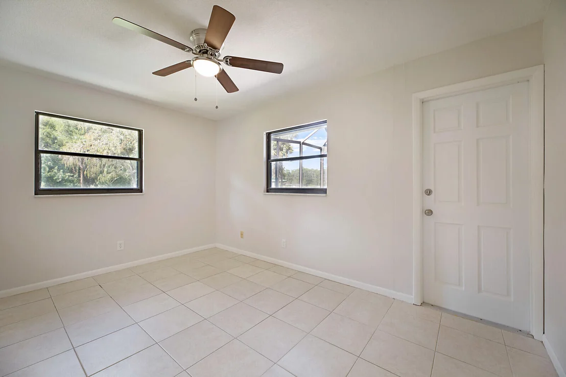 Photo of 13579 Farley Road