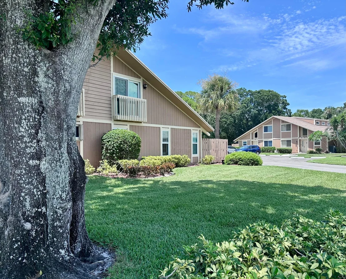 Photo of 111 Maplecrest Circle