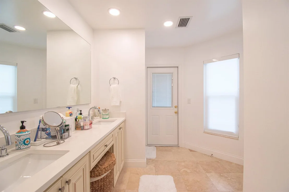 Photo of 3005 Hampton Circle