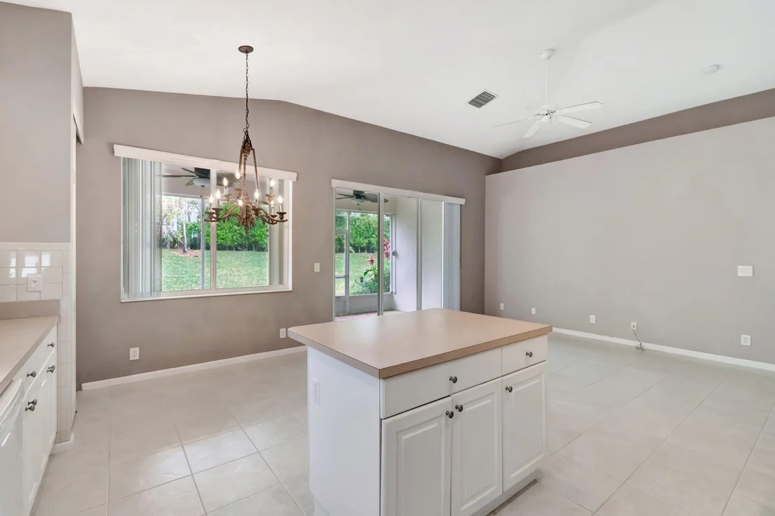 Photo of 2676 Clipper Circle