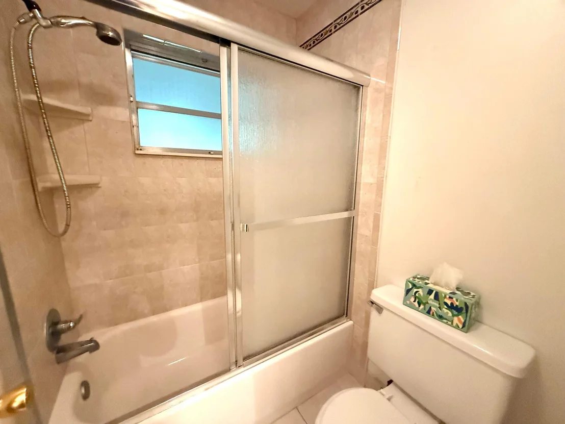 Photo of Unit B at 200 Pine Point Drive