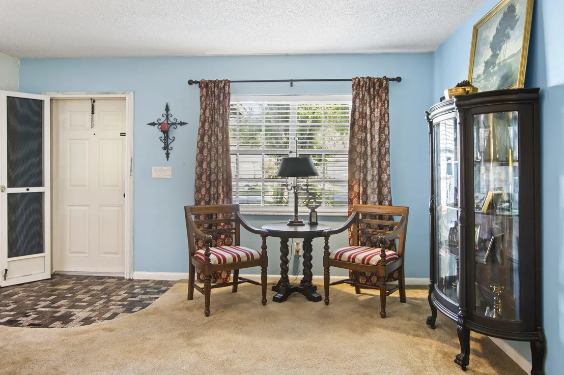 Photo of 5407 Sunset Boulevard