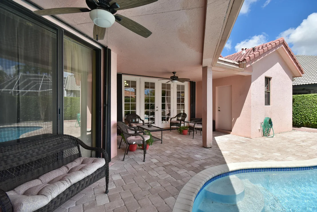 Photo of 7630 La Corniche Circle