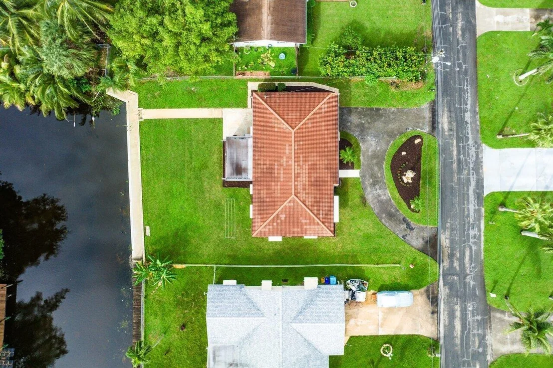 Photo of 16 Velaire Drive