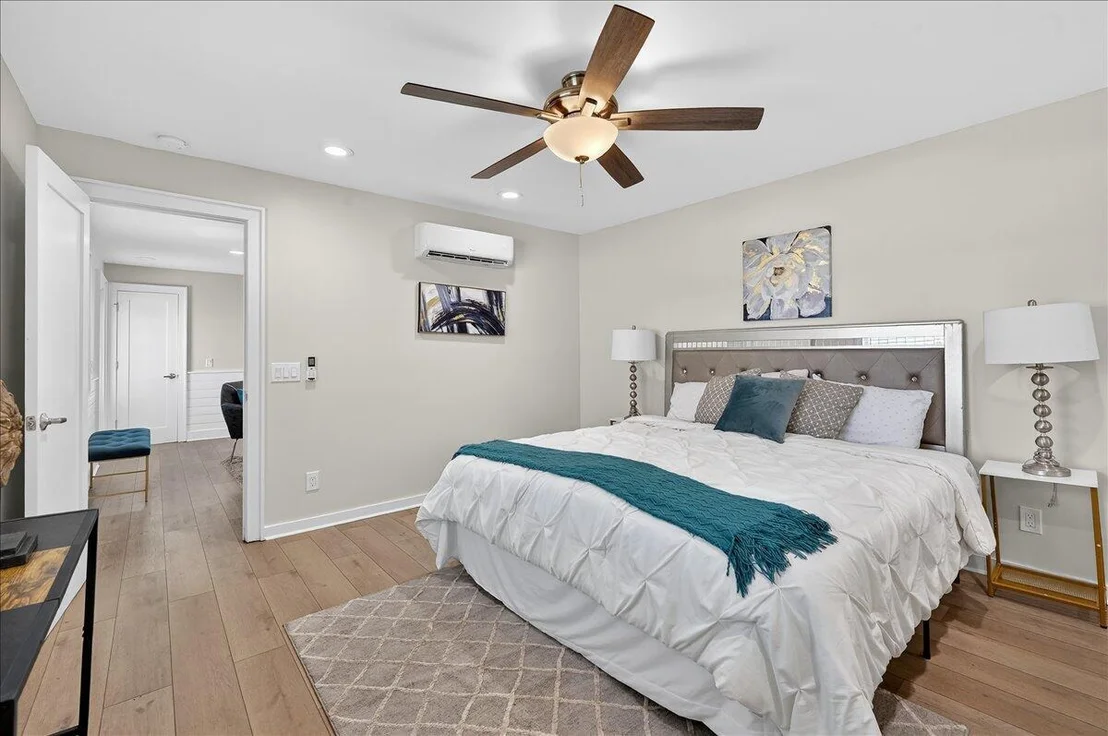 Photo of 262 Easy Street