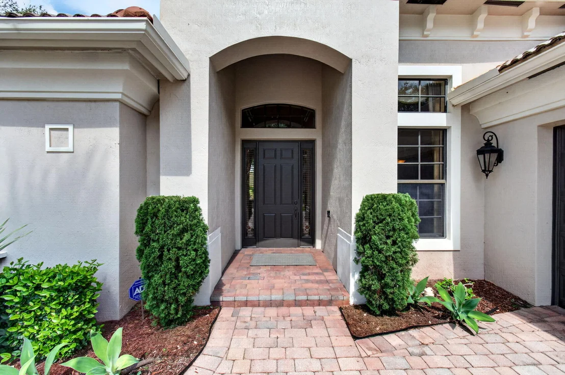 Photo of 16211 Rosecroft Terrace