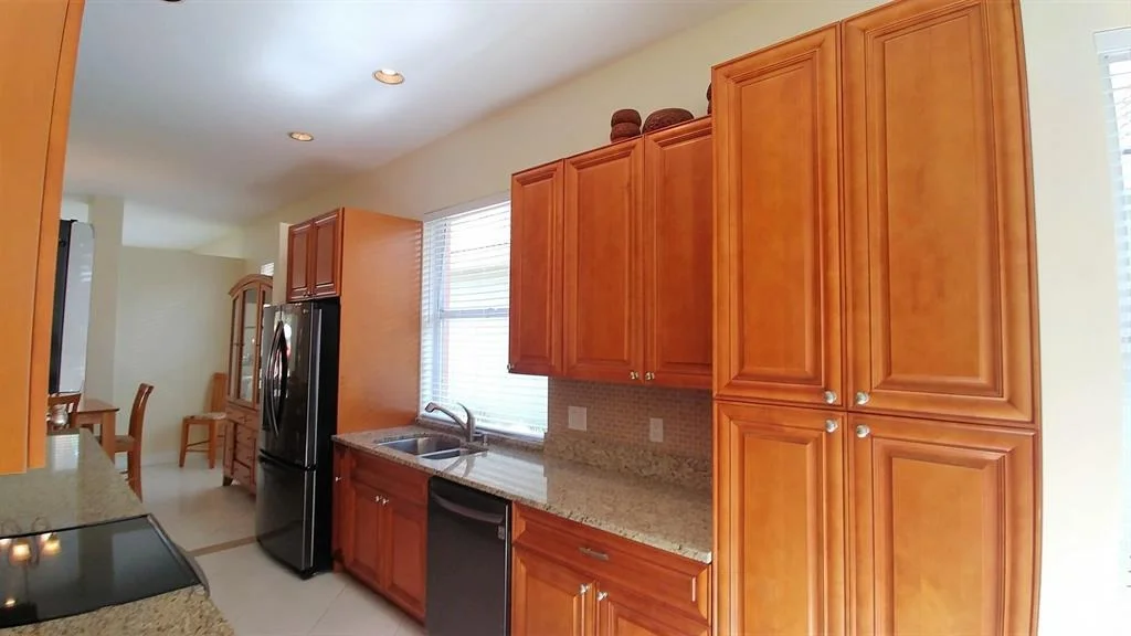 Photo of 104 S Hampton Drive