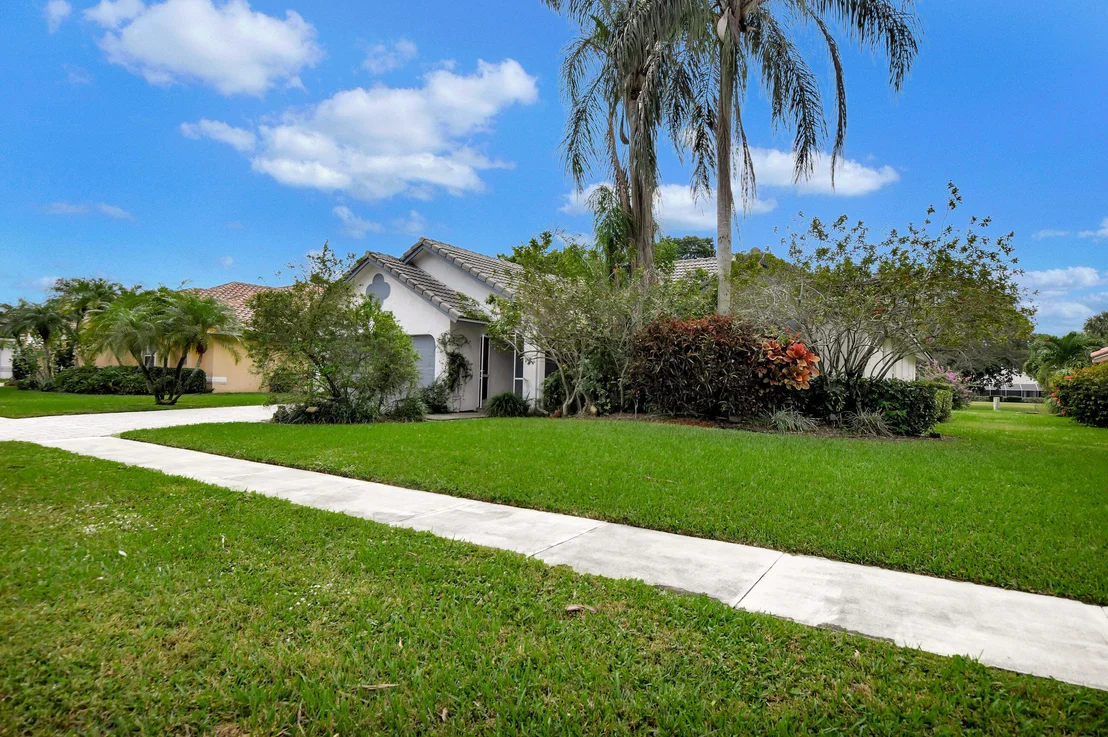 Photo of 10399 Canoe Brook Circle