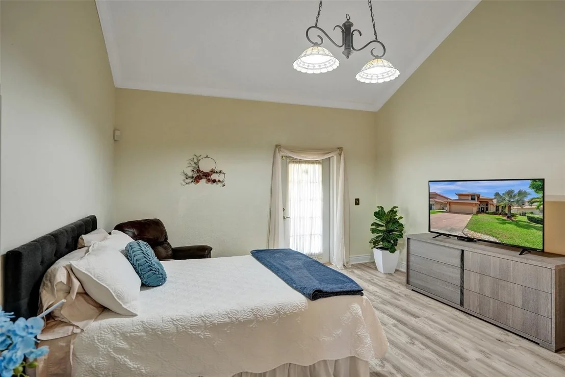 Photo of 2565 Kerry Drive