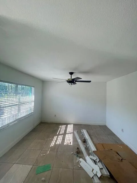 Photo of 3106 Tropic Boulevard