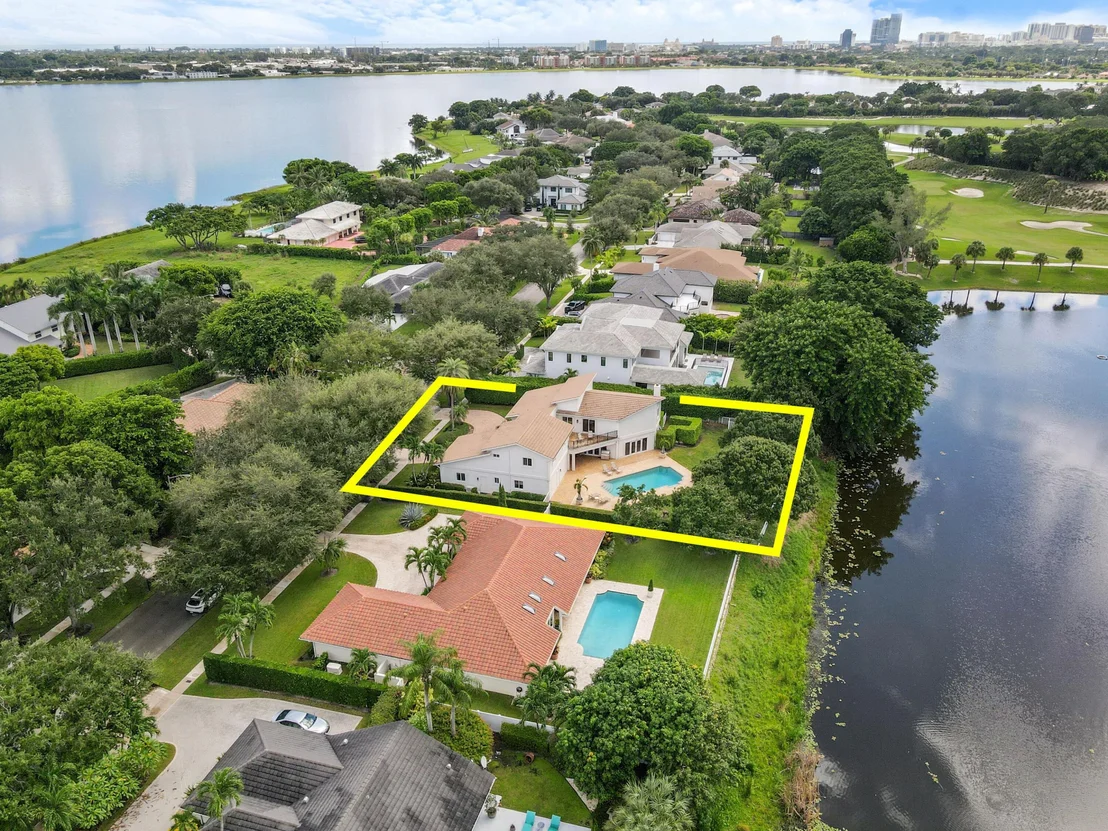 Photo of 2801 Embassy Drive