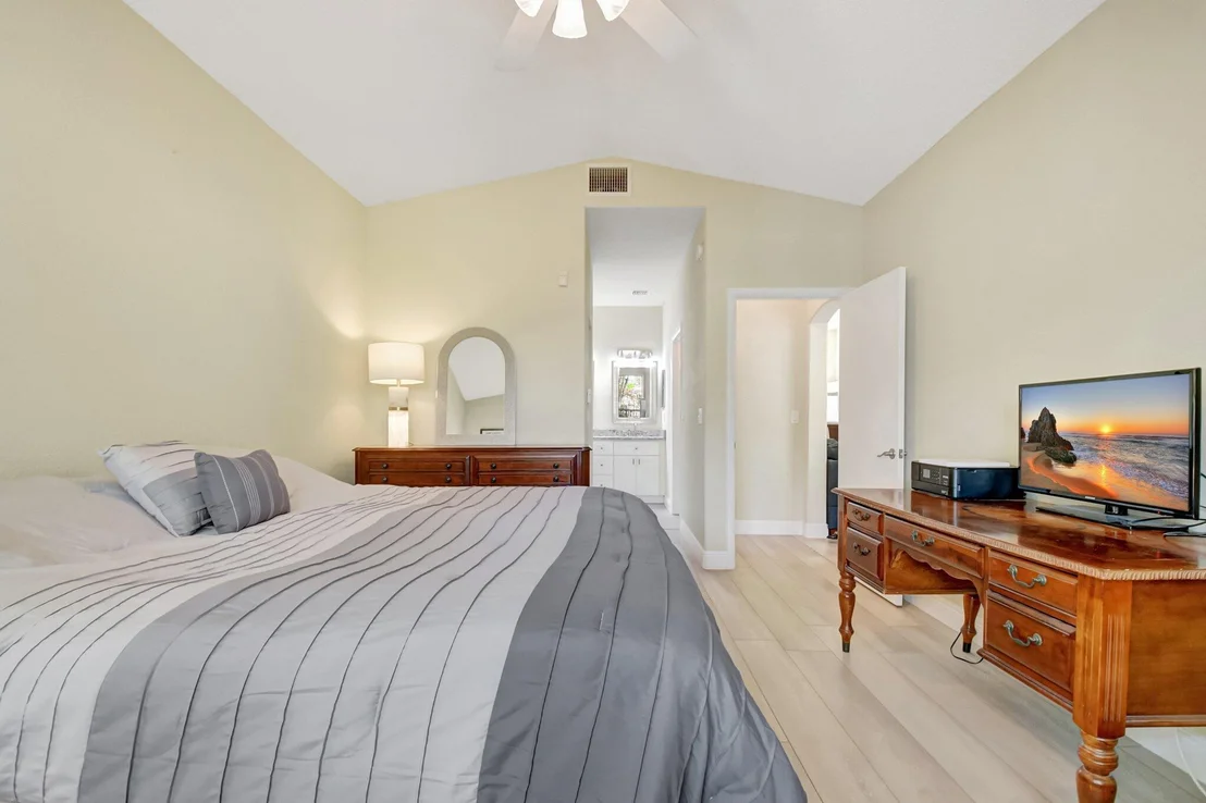 Photo of 6892 Silverado Terrace