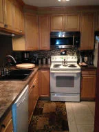 Photo of 4147 Palm Forest Drive N