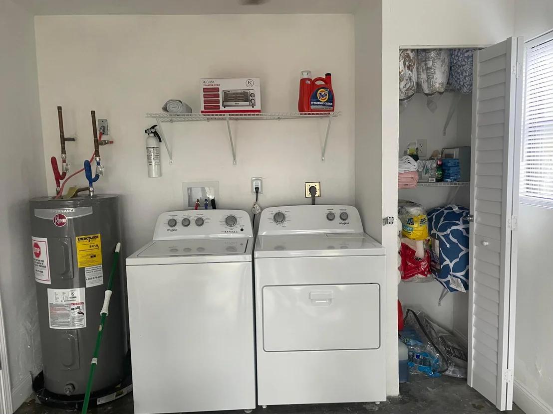 Photo of 983 SE Emerald Rd Road SE