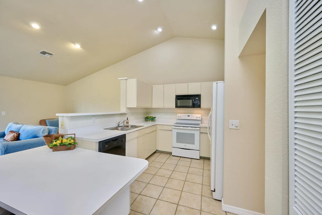 Photo of 415 Mac Lane